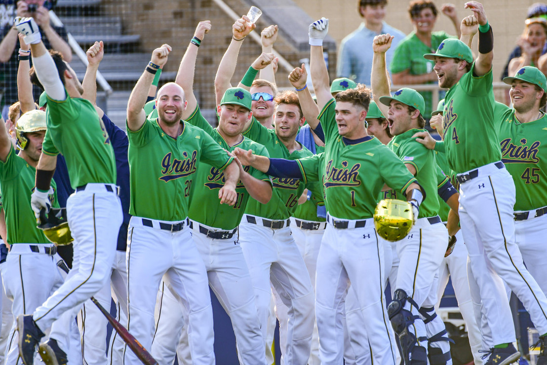 Notre Dame Fighting Irish - Official Athletics Website