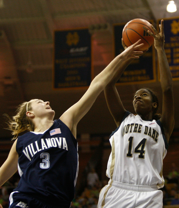 Notre Dame sophomore forward Devereaux Peters will miss the remainder of the 2008-09 season after suffering a knee injury on Nov. 23 in a 102-54 Irish win at Boston College.