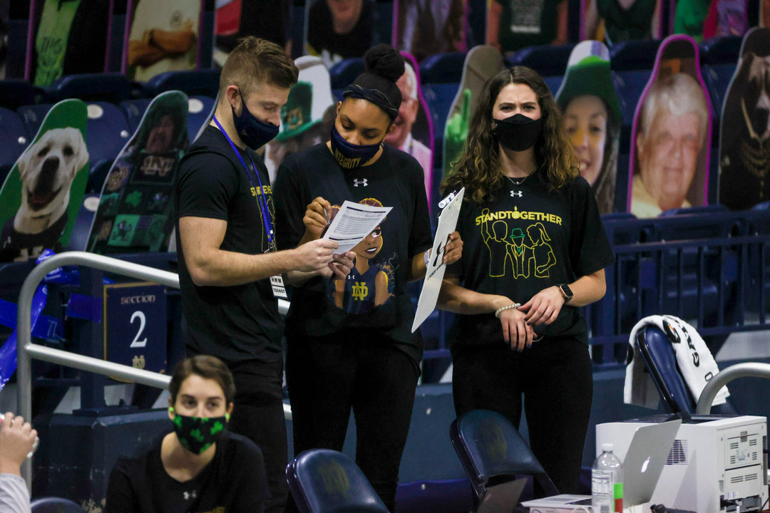 Notre Dame Fighting Irish - Official Athletics Website