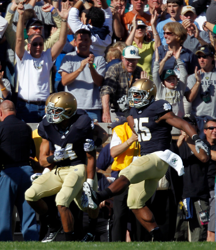 Irish Earn Resounding First Win, 31-13 Over #15 Spartans (AP)
