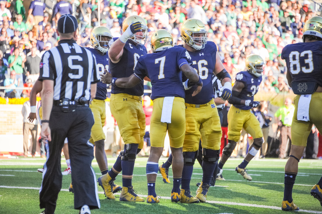 No. 22 Notre Dame def. Miami (Ohio), 52-17