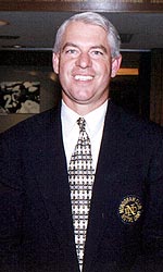 nd_mc_kelly_m_hs_150w.jpg